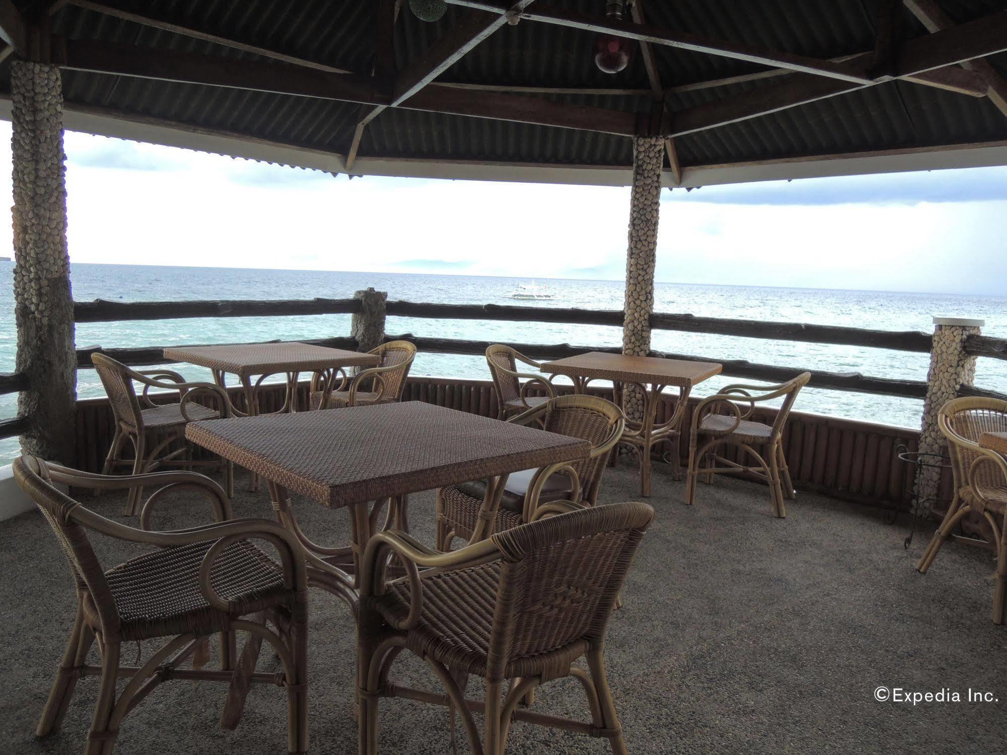 Love'S Beach & Dive Resort モアルボアル エクステリア 写真